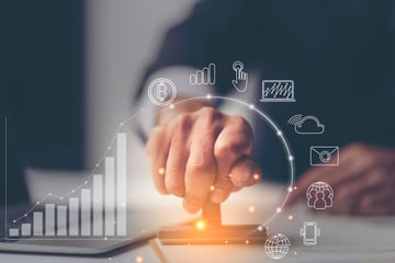 業務における承認と否認はどう進む? 問題点と合理的な解決方法とは