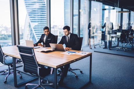 企業が情報活用を行うのはナゼ? 3つのメリットから分かる必要性