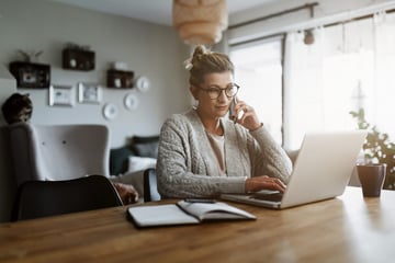 テレワークにおけるIT技術の重要性から補助金やツールまで解説