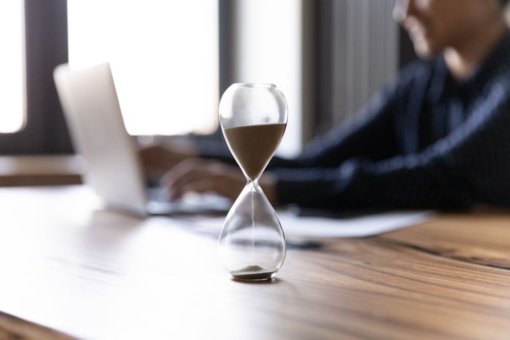 ワークフロー申請の完全ガイド：システム導入時の注意点も解説